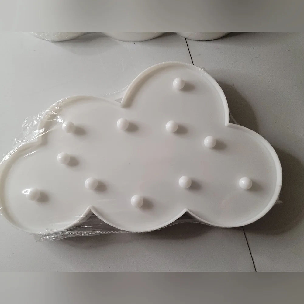 Cloud Shaped LED Night Light - White-Battery Powered - Picture 2 of 5